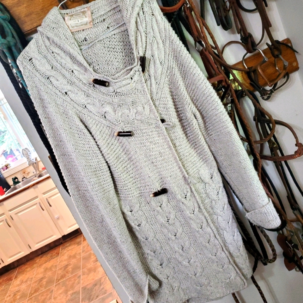ISO old navy maternity sweater